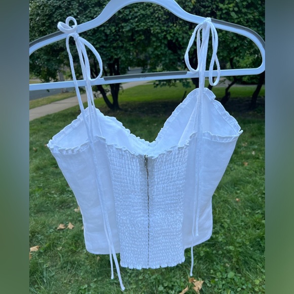 ⚪️🦢Novena Linen Top by Reformation in Ivory / White | Size 10 - Picture 10 of 17